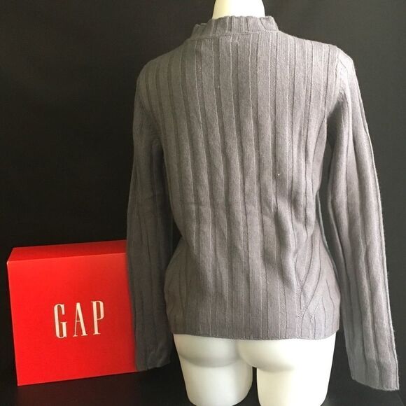 New Gap   - Picture 4 of 5